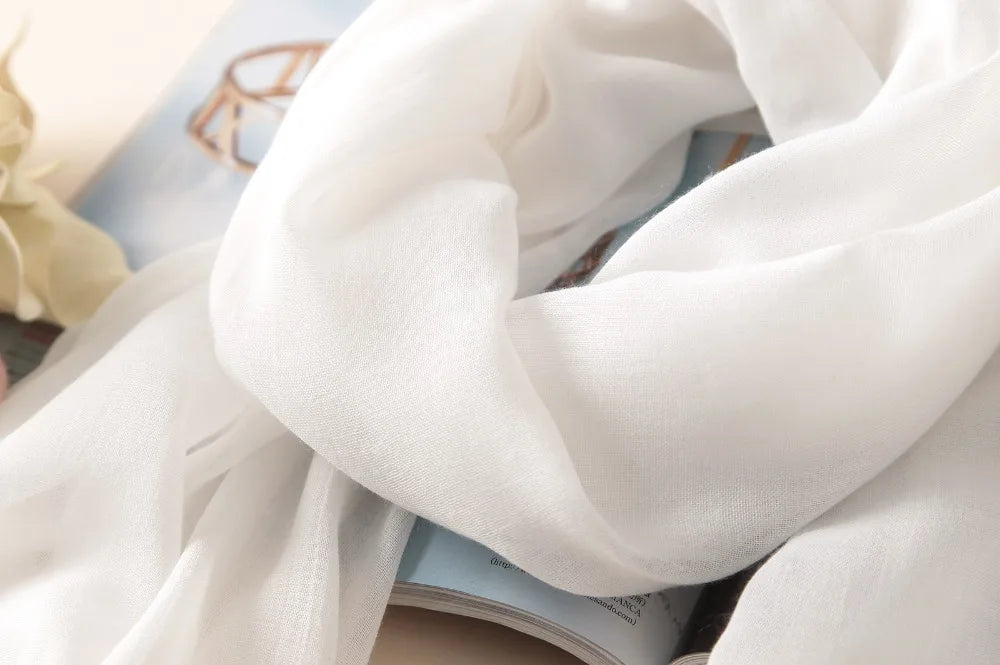 Echarpe châle en viscose florale en dentelle blanche