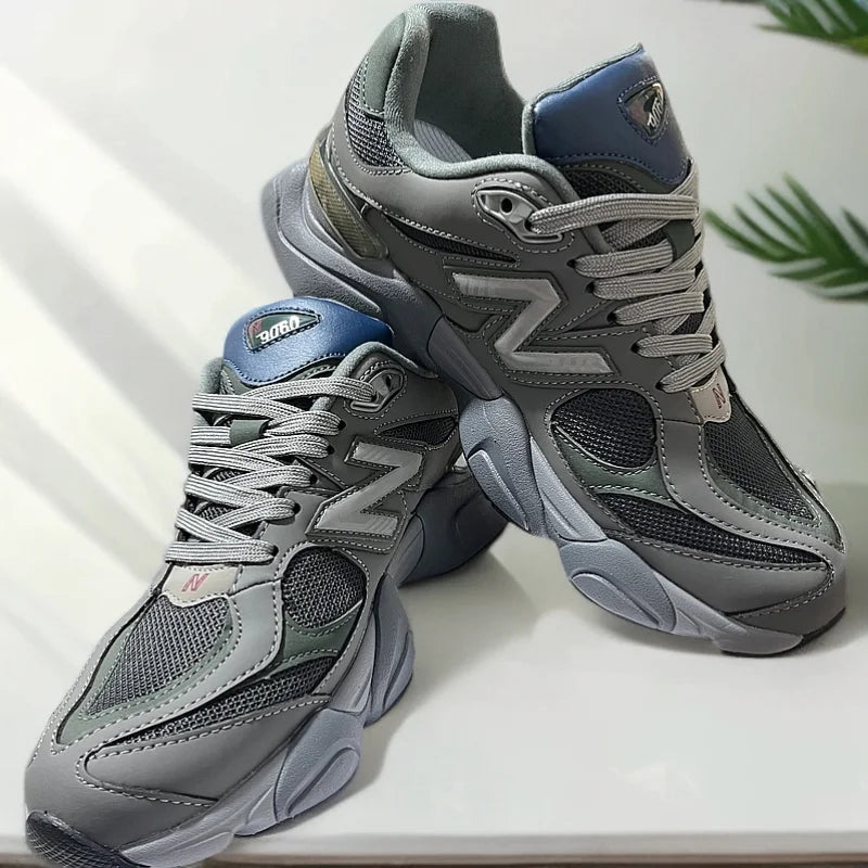 Autumn style 2024 New Couple Sports and  Casual Shoes Lightweight and Fashionable Breathable Board Shoes