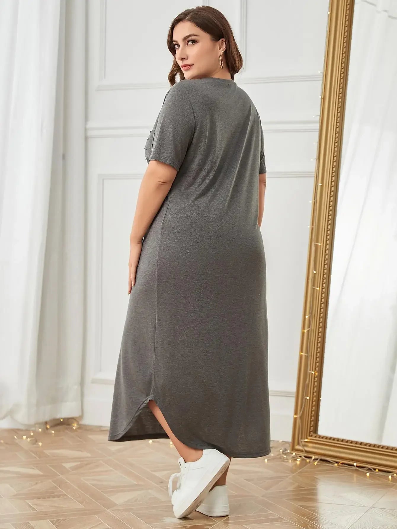 Plus Size Women's Nightgown Solid Color Sleepwear V Neck Short Sleeves Nightdress Female Pajamas Dress Chest Pocket Nightwear