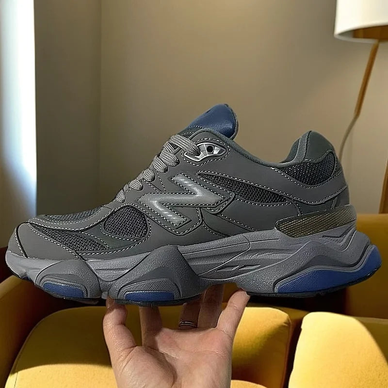 Autumn style 2024 New Couple Sports and  Casual Shoes Lightweight and Fashionable Breathable Board Shoes