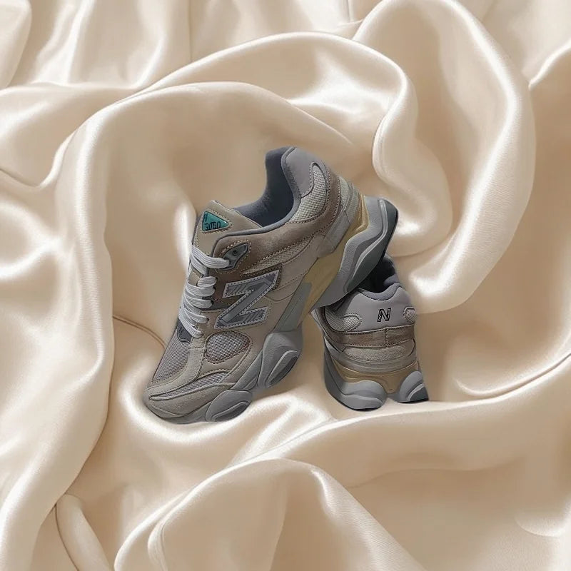 Autumn style 2024 New Couple Sports and  Casual Shoes Lightweight and Fashionable Breathable Board Shoes